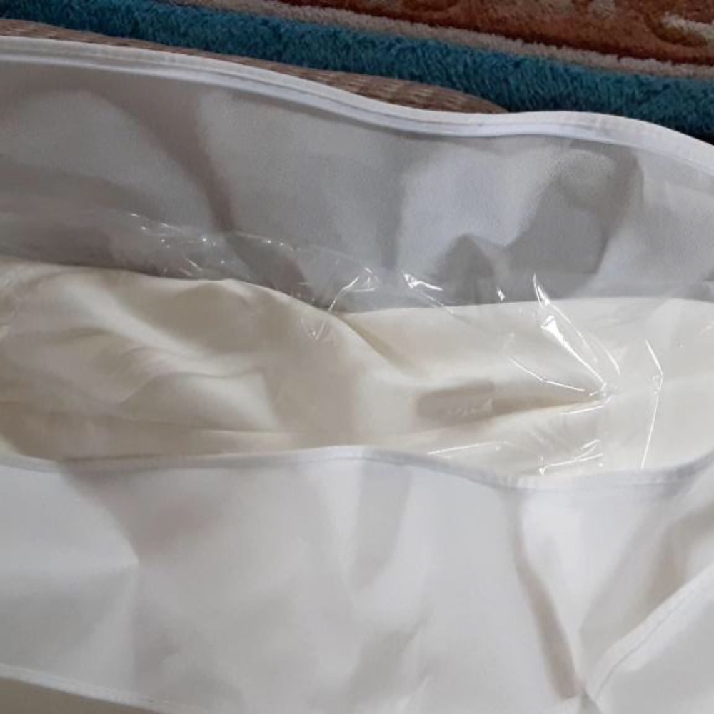 ATELIER PRONOVIAS Barcelona Trumpet Style Wedding Dress - Picture 8 of 8